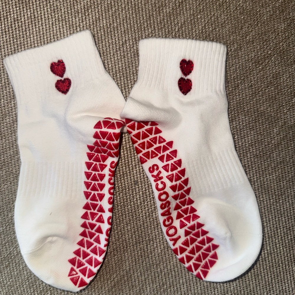 White Yoga Socks with Red Rhinestone Outlined Hearts